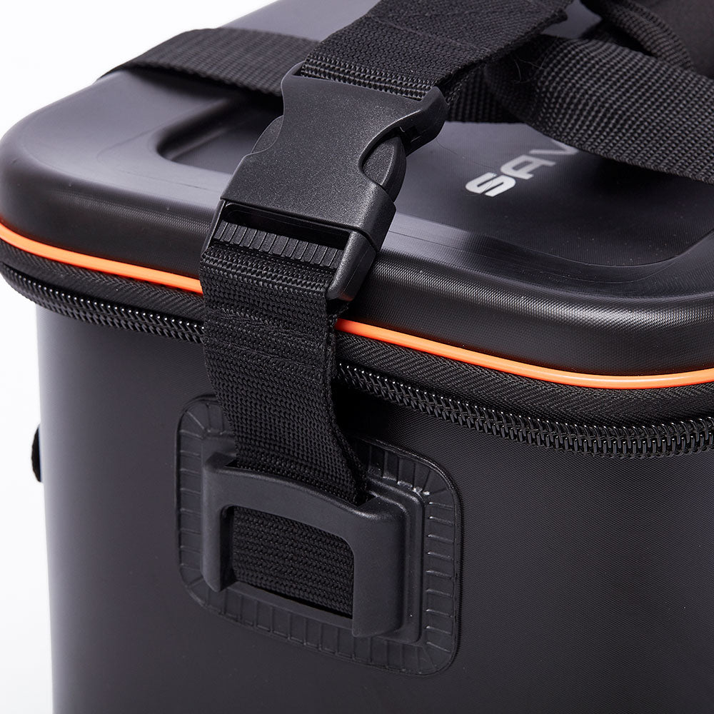 Savage Gear WPMP Cooler Bag L / 31x22x28 cm / 24 L bij snoekenbaars.nl