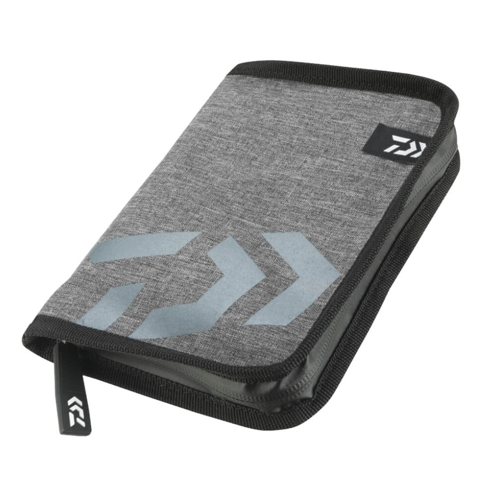 Daiwa D-VEC Document Pouch bij snoekenbaars.nl