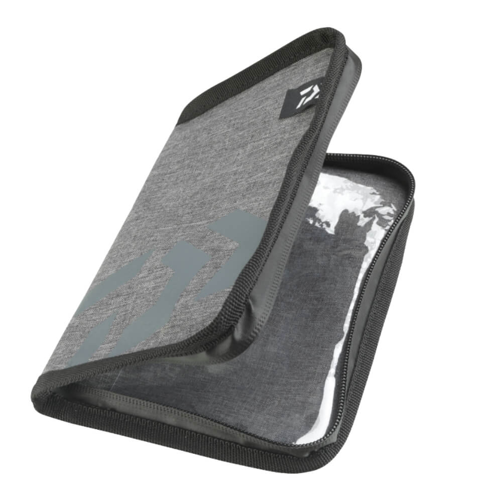 Daiwa D-VEC Document Pouch bij snoekenbaars.nl