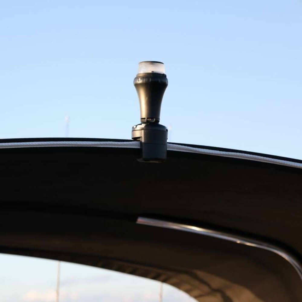 Railblaza Bimini RailMount met licht bij snoekenbaars.nl