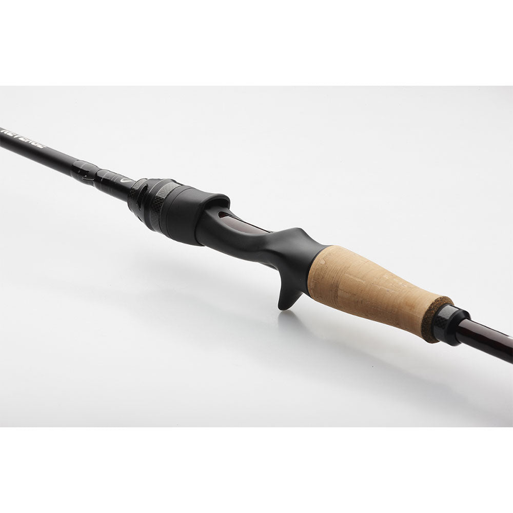 Savage Gear SG6 Revenge Medium Game Casting bij snoekenbaars.nl